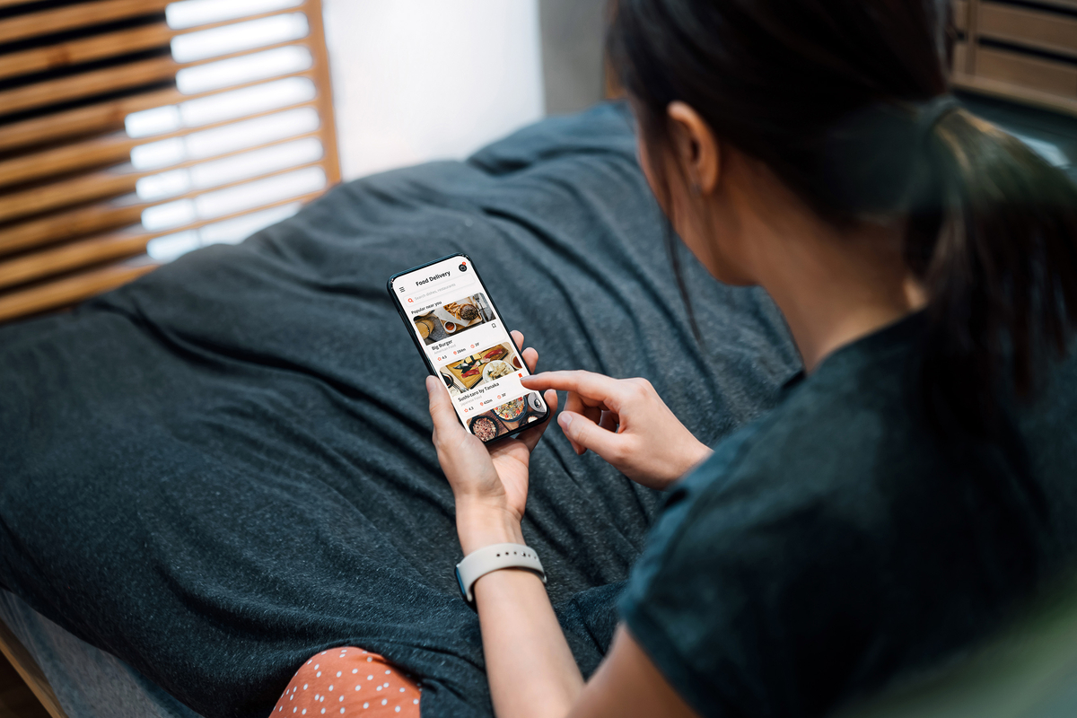 Cover image 1 for Revolutionising Grocery: Unlocking Omnichannel Potential