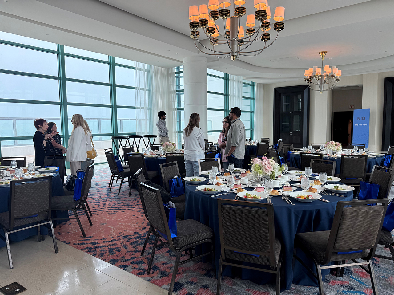 Luncheon room