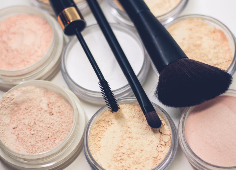 Hero image for Beauty Industry & Brand Insights Report: Emerging Trends for 2021