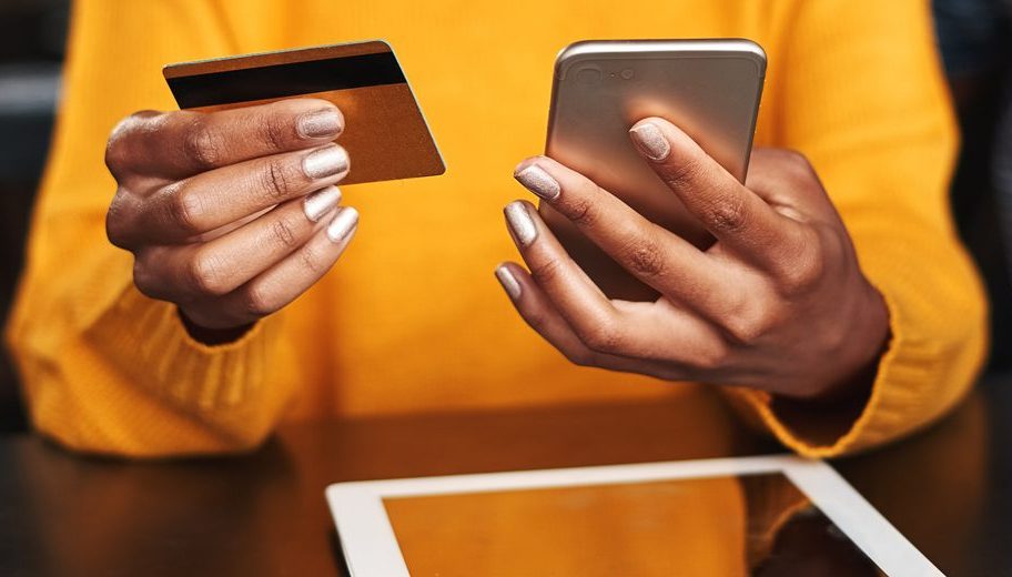 Hero image for How to adapt to US online retail trends in 2023