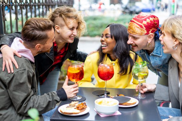 Hero-Bild zu On Premise Consumer Pulse Report für Deutschland: April 2024