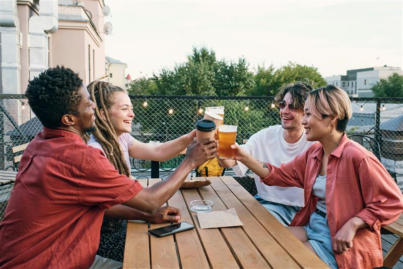 Hero image for Unlocking the Potential of the On Trade in Alpine Premiumisation, Gen Z, and the NoLow-Alc Boom