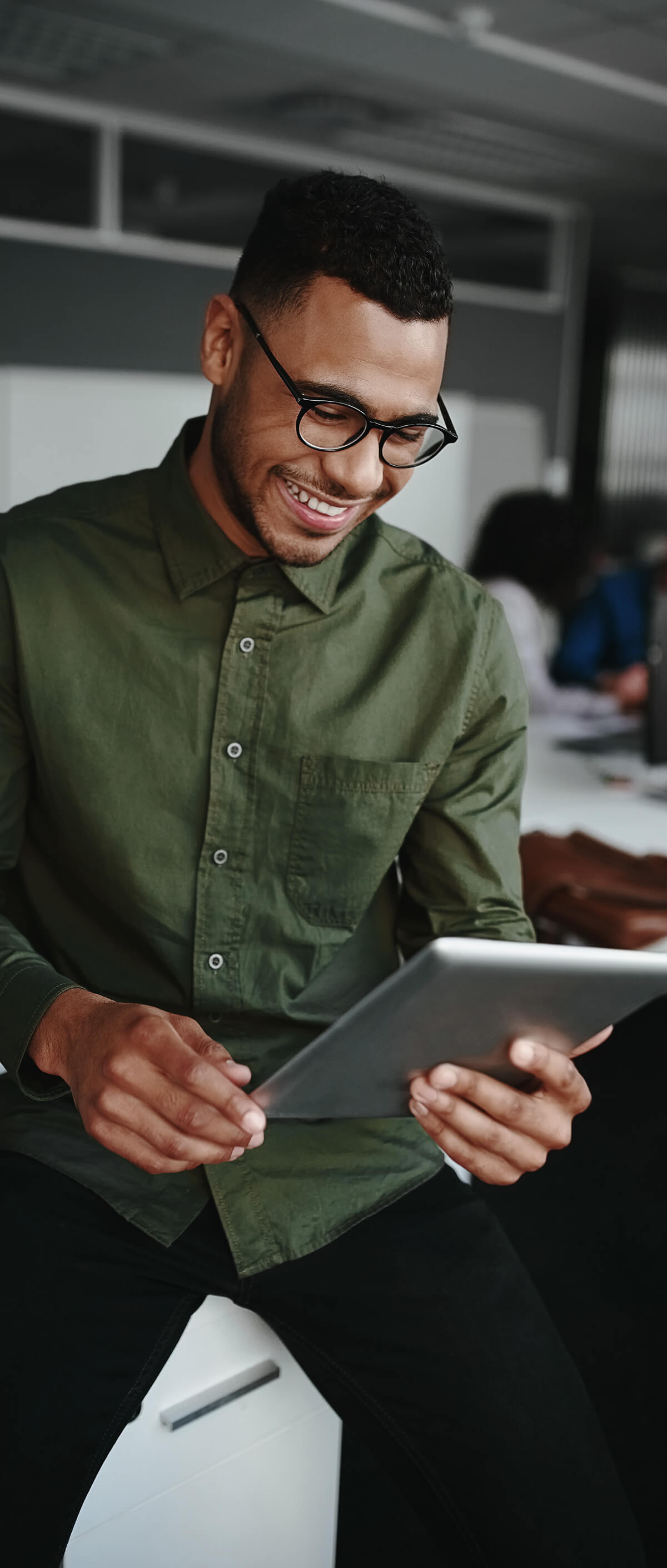 Cover image 5 for CMO Outlook: Guide to 2026