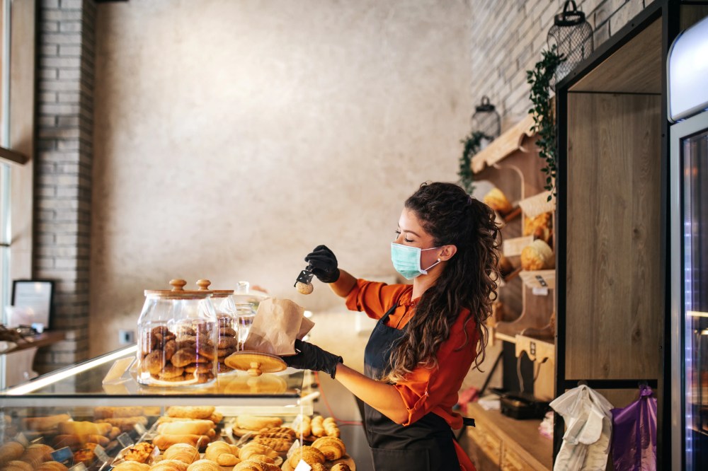 Hero-afbeelding van Supermarkt dominant, maar warme bakker blijft geliefd: nieuw onderzoek naar broodtrends