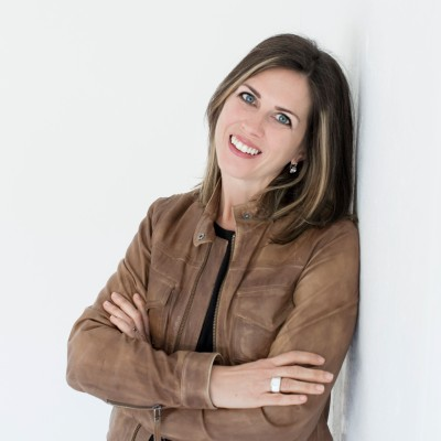 rachel thompson headshot