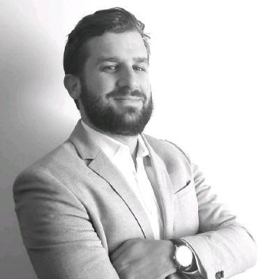 ismail headshot
